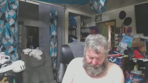 Fatman01 online show from 10/30/25, 12:01