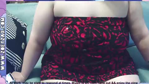 Snapshot of fatrisk chatting on 09/13/25, 02:55 Zoey online show from 09/13/25, 02:55