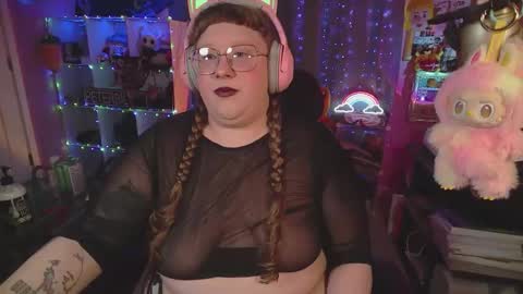 Snapshot of fatveronica chatting on 02/23/26, 10:40 FatVeronica online show from 02/23/26, 10:40