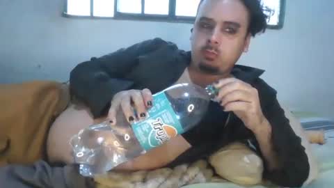 Faux Feitico online show from 05/12/26, 06:05