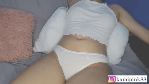 kamipink88 online show from 12/13/24, 12:42