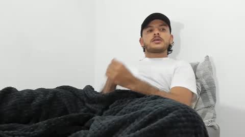 favid95 online show from 12/15/24, 04:40