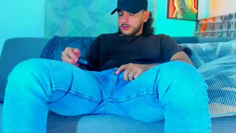 favid95 online show from 11/03/25, 01:51