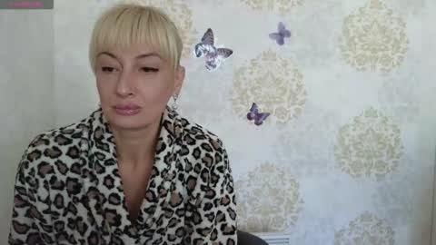 favorite_angel online show from 09/26/25, 09:13