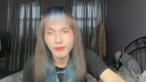 Mark online show from 01/08/26, 12:07