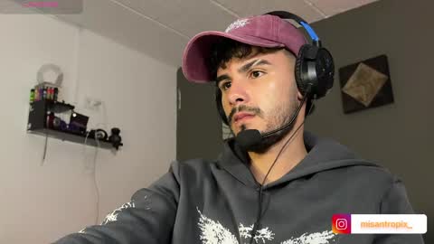 Snapshot of fede69x chatting on 05/25/26, 05:35 federik online show from 05/25/26, 05:35