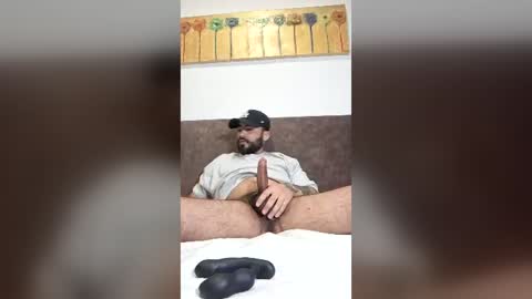 Snapshot of federico_ojitosverdes chatting on 07/23/26, 02:31 Federico Ofarrel online show from 07/23/26, 02:31