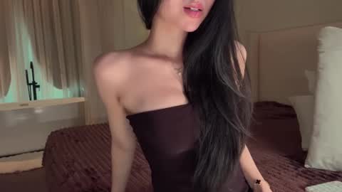 feel_me_00 online show from 03/13/26, 03:35