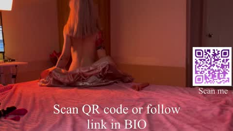 Snapshot of feelbetterwithme chatting on 01/13/25, 06:16 Princess Kate  HOT ANAL VID ON FANSLY    Help me reach 100 likes online show from 01/13/25, 06:16
