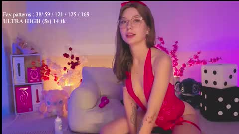 Snapshot of feelbetterwithme chatting on 09/12/25, 05:07 Princess Kate  HOT ANAL VID ON FANSLY    Help me reach 100 likes online show from 09/12/25, 05:07