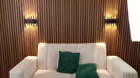 Feelena online show from 03/02/26, 05:09