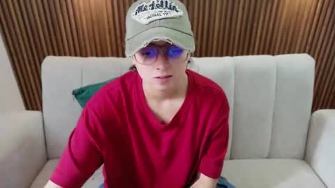 Feelena online show from 06/09/26, 02:28