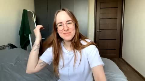 Mary online show from 05/02/26, 05:23