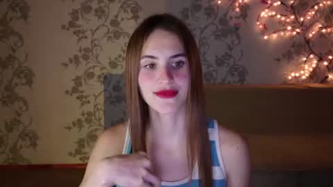 Snapshot of felicia_lav chatting on 06/14/26, 07:05 Frida online show from 06/14/26, 07:05
