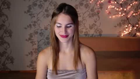 Snapshot of felicia_lav chatting on 07/19/26, 07:06 Frida online show from 07/19/26, 07:06