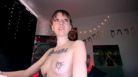 Fely online show from 05/20/26, 03:07