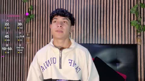 felipe_boy_18 online show from 10/12/25, 03:38