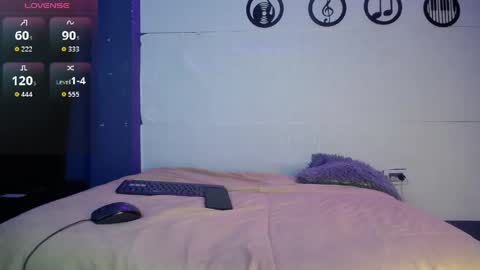 Snapshot of felipecams chatting on 04/13/26, 06:19 andres felipe benitez online show from 04/13/26, 06:19