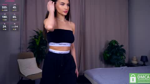 Hello im Nova online show from 02/02/25, 04:05