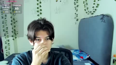 Snapshot of felix_leex chatting on 12/15/24, 12:49 Felix leex online show from 12/15/24, 12:49