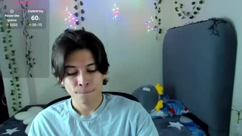 Snapshot of felix_leex chatting on 12/15/24, 07:31 Felix leex online show from 12/15/24, 07:31