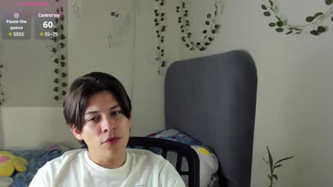 Snapshot of felix_leex chatting on 02/07/25, 10:30 Felix leex online show from 02/07/25, 10:30
