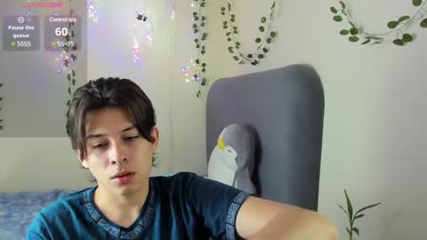 Snapshot of felix_leex chatting on 02/08/25, 08:32 Felix leex online show from 02/08/25, 08:32