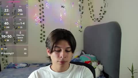Snapshot of felix_leex chatting on 02/12/25, 10:48 Felix leex online show from 02/12/25, 10:48