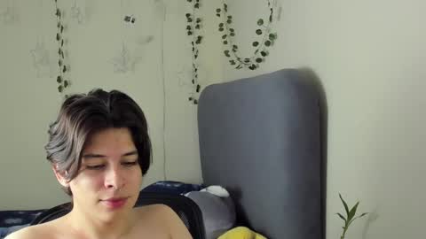 Snapshot of felix_leex chatting on 02/23/25, 10:53 Felix leex online show from 02/23/25, 10:53