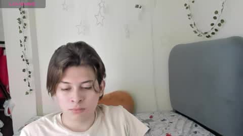 Snapshot of felix_leex chatting on 10/03/25, 07:22 Felix leex online show from 10/03/25, 07:22