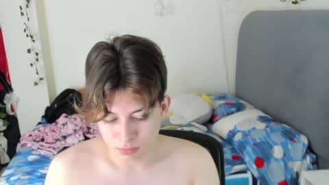 Snapshot of felix_leex chatting on 10/13/25, 06:52 Felix leex online show from 10/13/25, 06:52