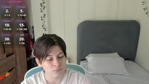 Snapshot of felix_leex chatting on 04/26/26, 07:44 Felix leex online show from 04/26/26, 07:44