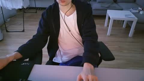 Snapshot of felixsagg chatting on 12/09/24, 12:51 felixsagg online show from 12/09/24, 12:51