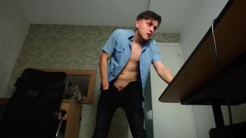 FelixStark online show from 10/17/25, 04:26