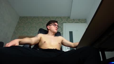 FelixStark online show from 10/24/25, 05:26