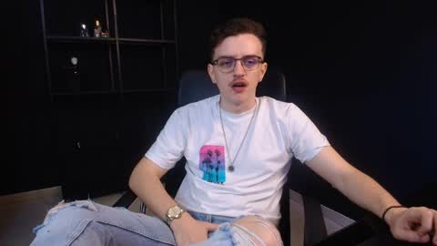 Snapshot of felixstark chatting on 05/28/26, 06:10 FelixStark online show from 05/28/26, 06:10