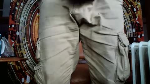hungnsexy  online show from 02/16/25, 08:00
