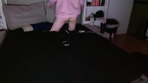 femboyflowers online show from 09/15/25, 04:01