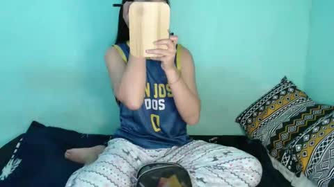 Snapshot of feminine_tsx chatting on 01/07/26, 06:05 feminine_tsx online show from 01/07/26, 06:05