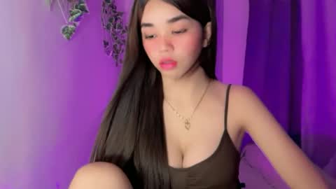Snapshot of femylove chatting on 06/17/26, 06:27 YOUR BEAUTIFUL ASIANFHEMY online show from 06/17/26, 06:27