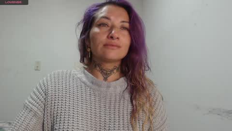 Snapshot of fenix_purple chatting on 12/31/24, 02:08 FENIX online show from 12/31/24, 02:08