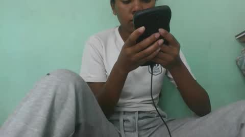 fenou122745 online show from 02/11/26, 06:51