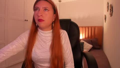 Fernanda online show from 02/17/25, 02:26