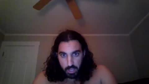 Snapshot of feralgbass chatting on 09/18/25, 01:40 feral online show from 09/18/25, 01:40