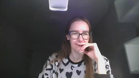feraliss online show from 05/17/26, 08:49