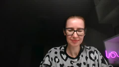 Snapshot of feraliss chatting on 06/19/26, 03:49 feraliss online show from 06/19/26, 03:49