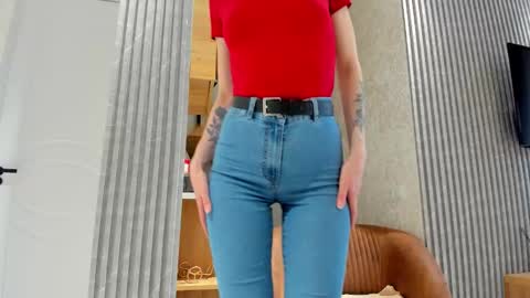 Leya online show from 01/08/26, 10:50