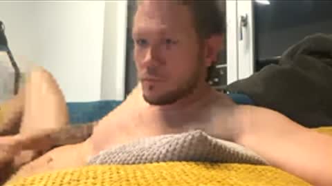 Snapshot of ferdl1988_1 chatting on 03/15/26, 10:49 ferdl1988_1 online show from 03/15/26, 10:49