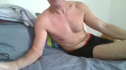 Snapshot of fergi1999 chatting on 10/11/25, 08:35 fergi1999 online show from 10/11/25, 08:35