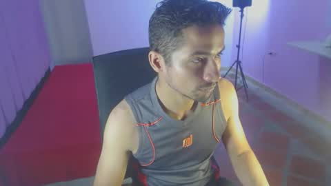 fermingomez1 online show from 02/08/26, 12:03